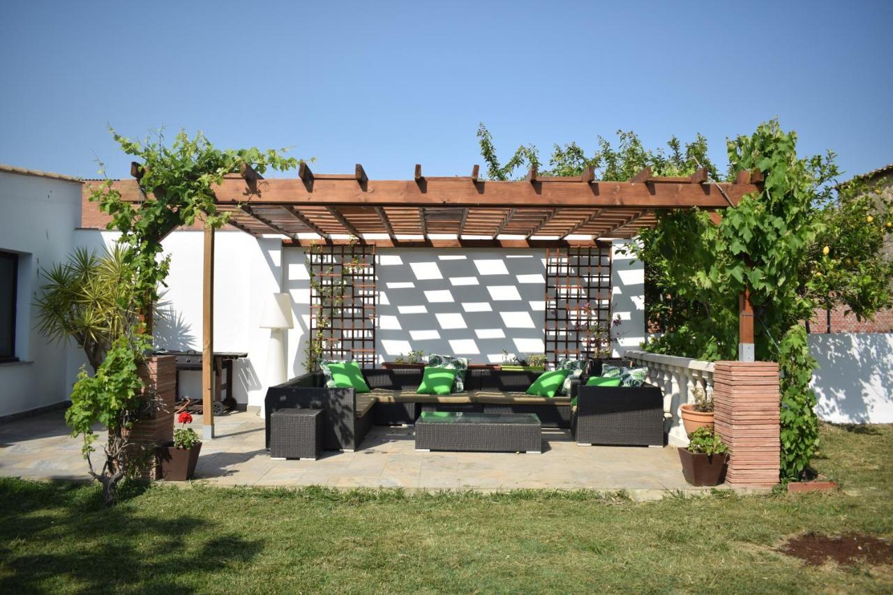 Newly Renovated Large Villa With Garden Castello  D'Empuries Dış mekan fotoğraf