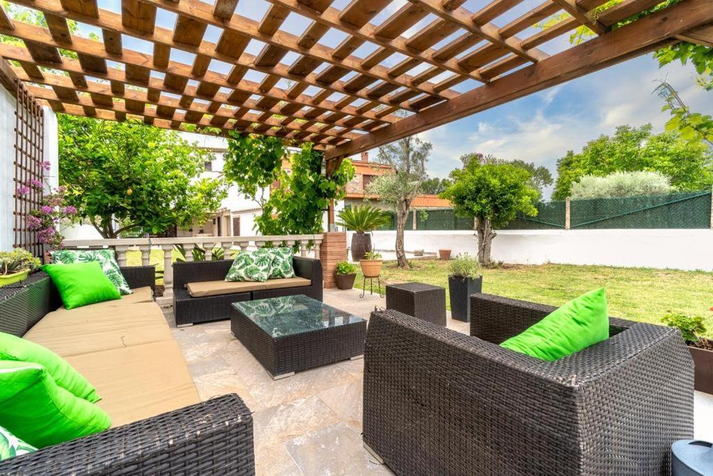 Newly Renovated Large Villa With Garden Castello  D'Empuries Dış mekan fotoğraf